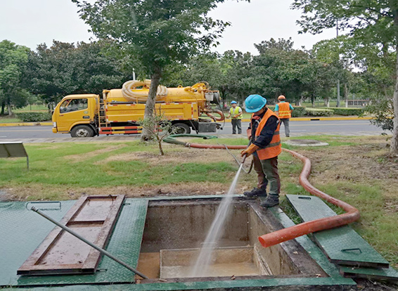 新干化油池清理